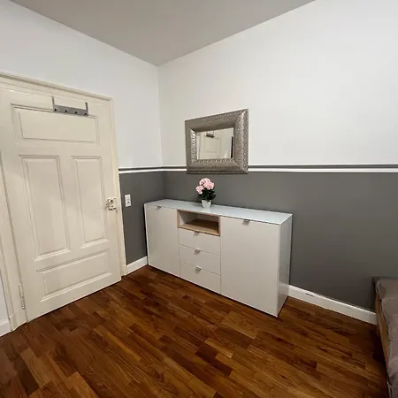Schoene 3 Zimmer Wohnung In Top Lage Heidelberg 1 Og